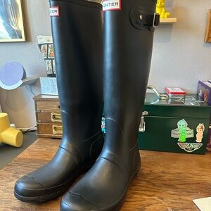 Hunter Black Tall Rain Boots